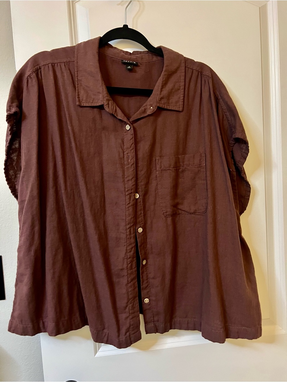 Torrid 2X brown button up crop blouse